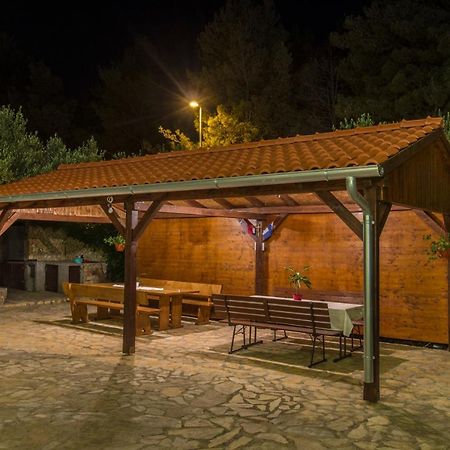 Apartmani Mariva 沃迪切 外观 照片