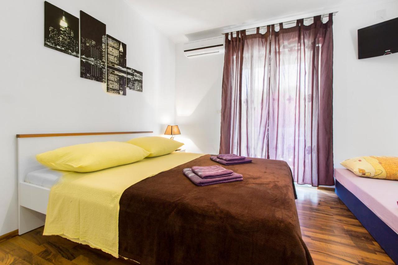 Apartmani Mariva 沃迪切 外观 照片
