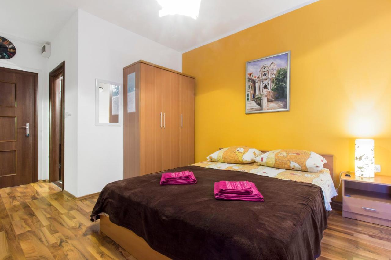 Apartmani Mariva 沃迪切 外观 照片