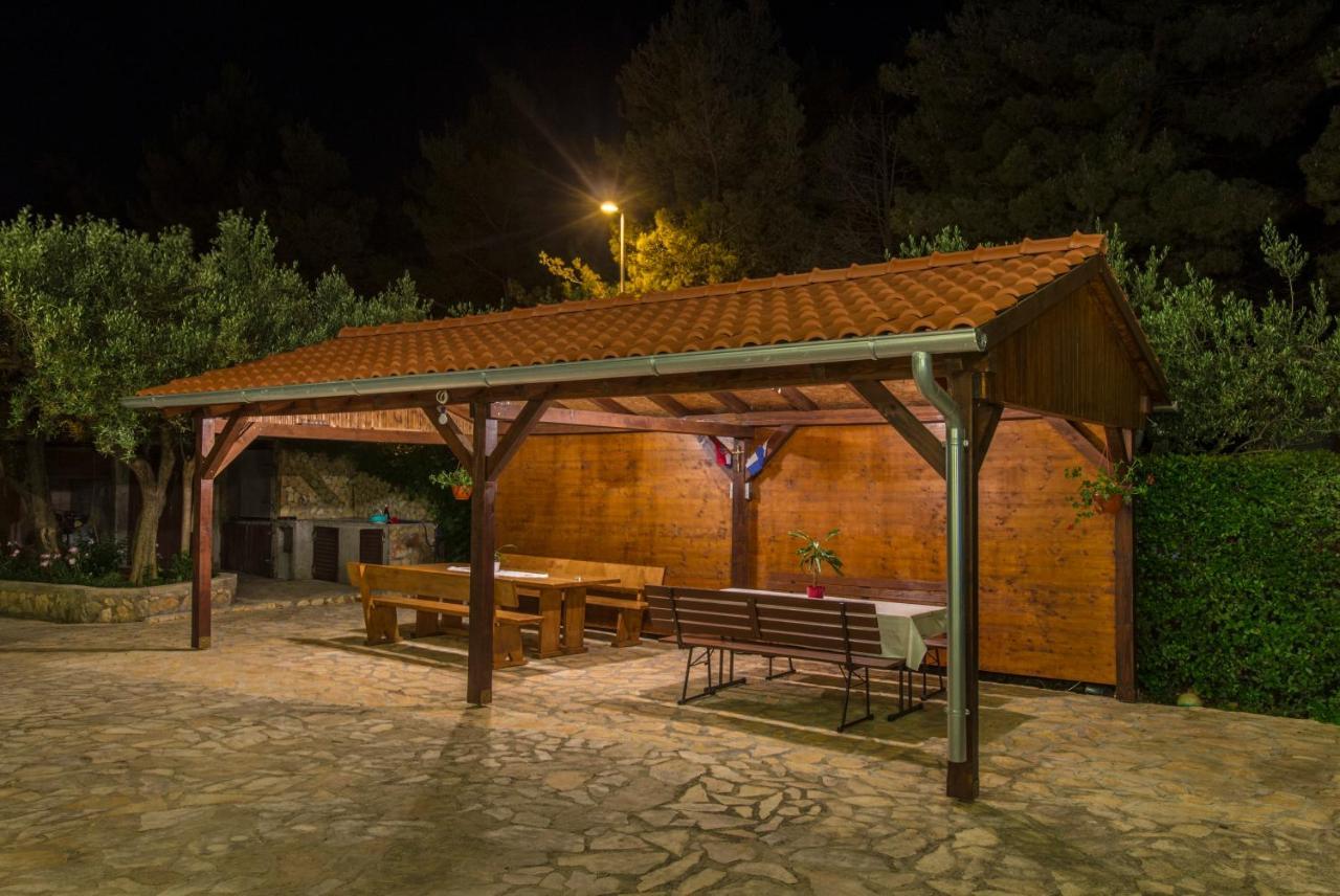 Apartmani Mariva 沃迪切 外观 照片